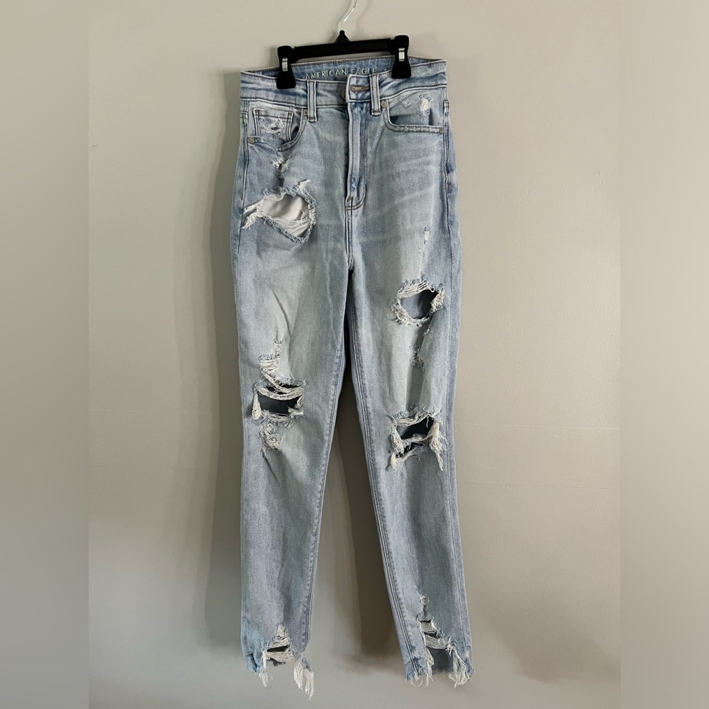 American Eagle highest rise mom jeans size 00